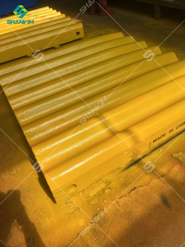 jaw plate,jaw crusher,swing jaw plate,fixed jaw plate