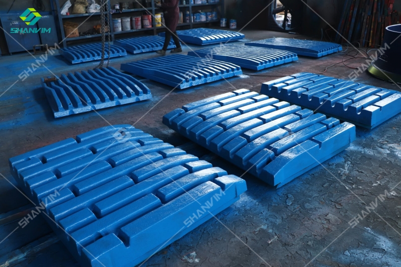 jaw crusher parts,jaw plate,swing jaw plate,movable jaw plate,swing jaw plate,jaw crusher wear parts,jaw crusher spare parts