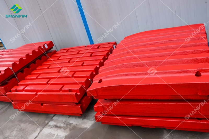 jaw crusher spare parts,jaw plate,swing jaw plate,fixed jaw plate,jaw liner